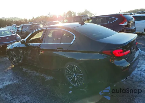 2022 BMW 530 Xi z USA, uszkodzony, nr VIN WBA13BJ03NCJ89168